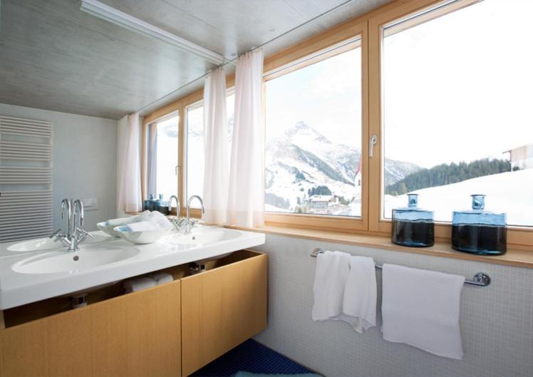 Berg:Doktr Appartements Warth  Luaran gambar